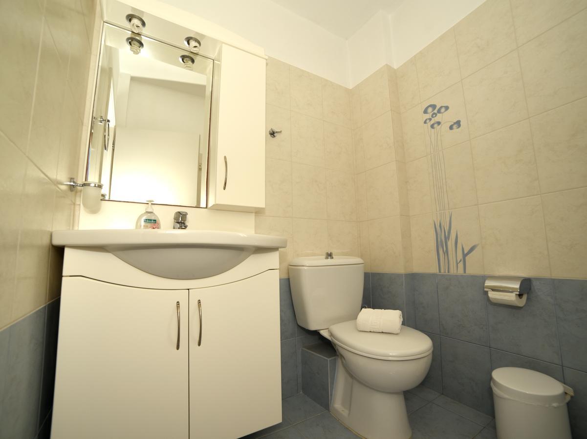 Avra Hotel Kyparíssion Екстериор снимка