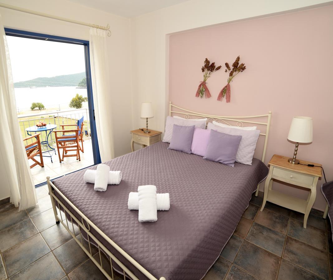 Avra Hotel Kyparíssion Екстериор снимка
