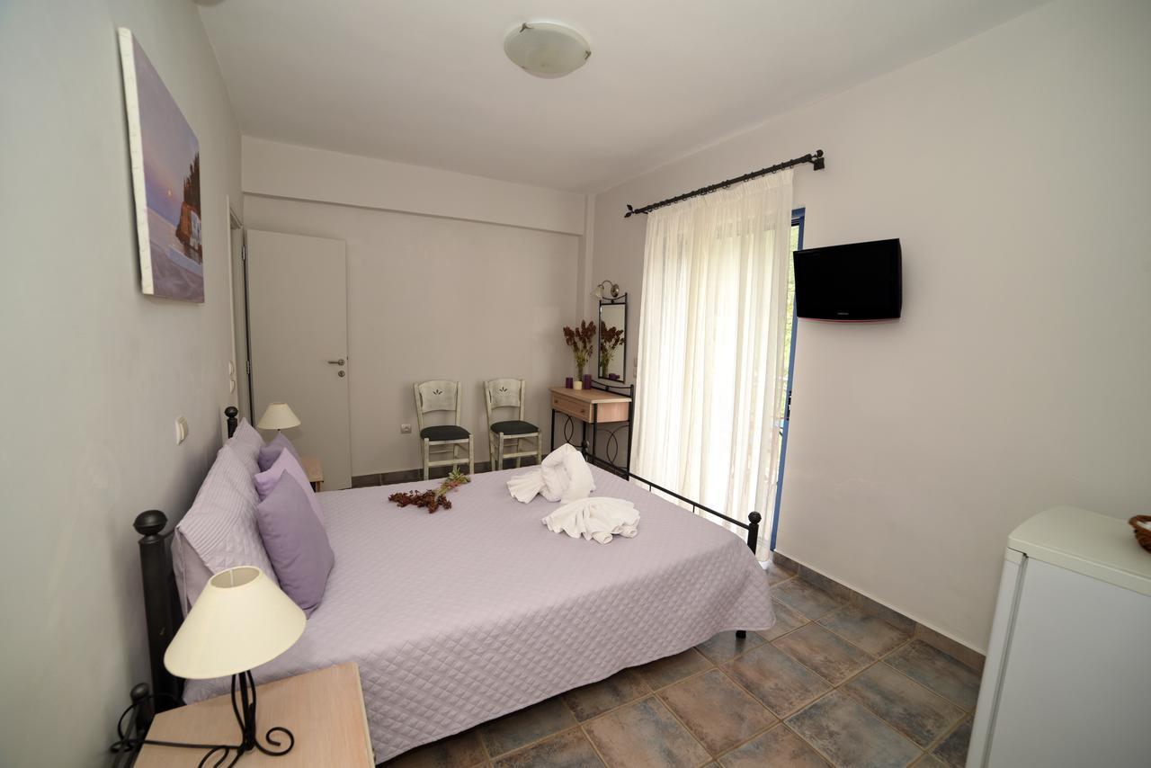 Avra Hotel Kyparíssion Екстериор снимка