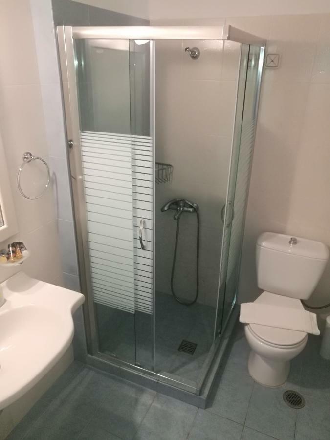 Avra Hotel Kyparíssion Екстериор снимка